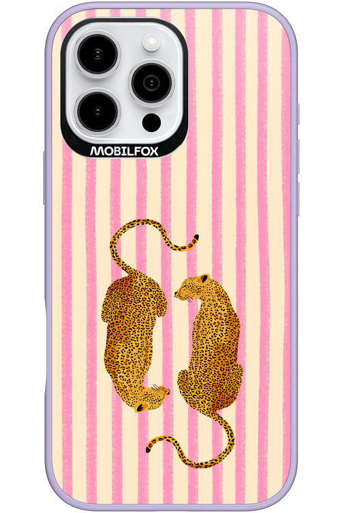 Retro Leo 2.0 - Apple iPhone 16 Pro Max