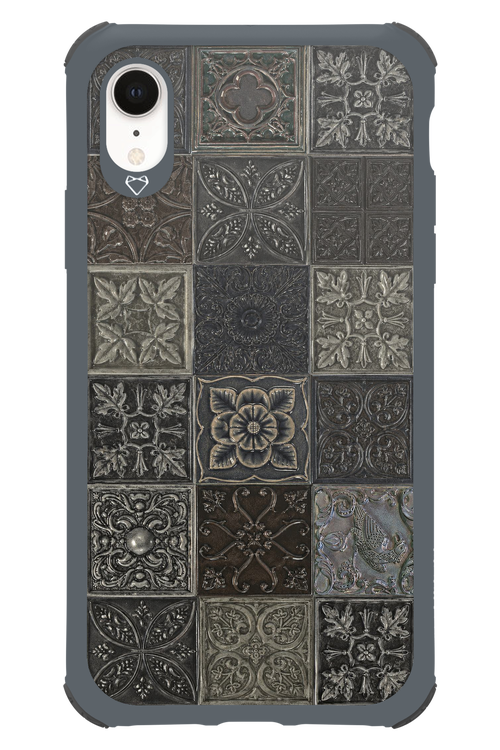 Tiles 2.0 - Apple iPhone XR