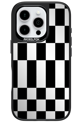 Chess Mirror 2.0 - Apple iPhone 16 Pro