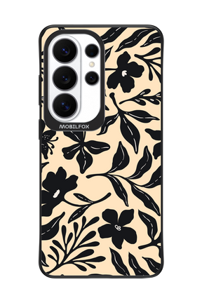 Black Flowers 2.0 - Samsung Galaxy S26 Ultra