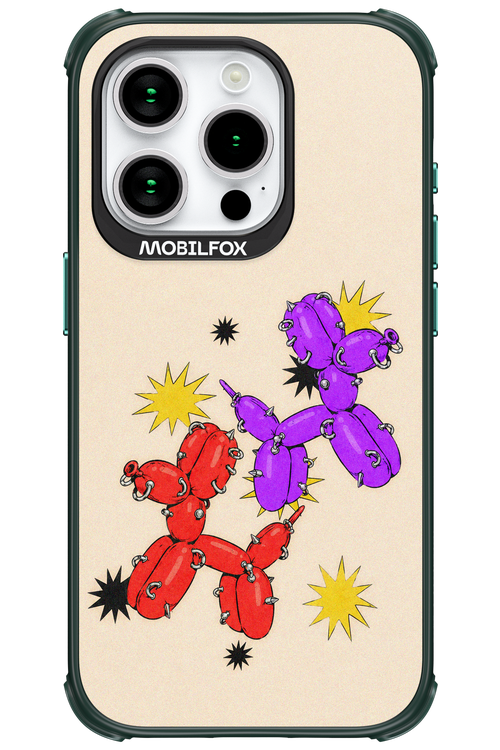 Dog Fight 2.0 - Apple iPhone 15 Pro