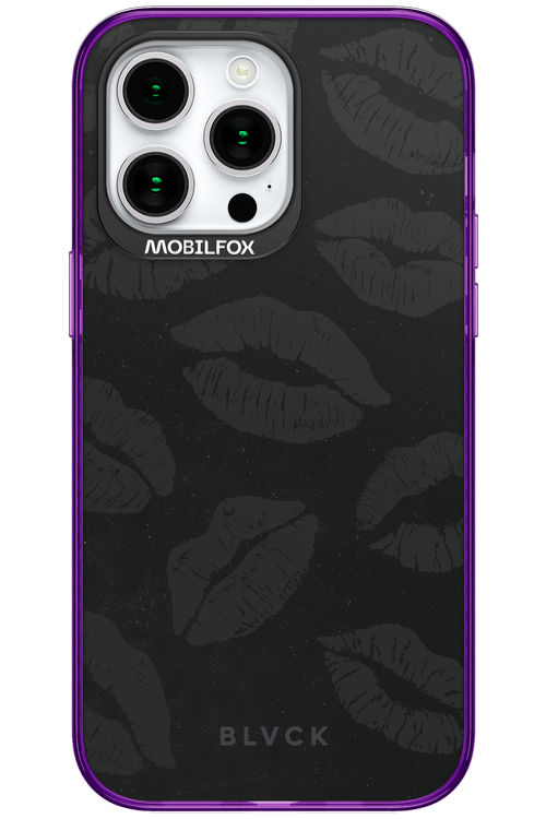 Dark Lips - Apple iPhone 15 Pro Max