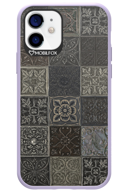 Tiles 2.0 - Apple iPhone 12