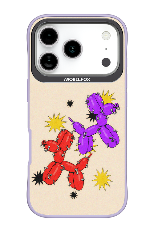 Dog Fight 2.0 - Apple iPhone 17 Pro
