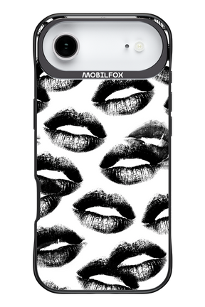 Ghost Kiss 2.0 - Apple iPhone 17 Air