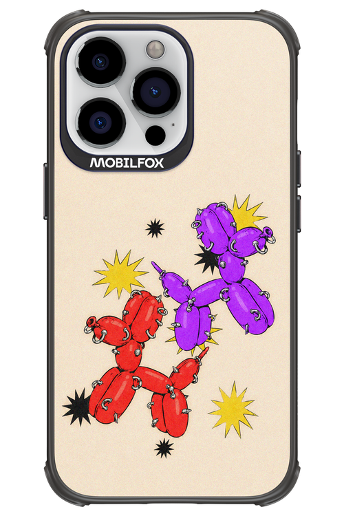 Dog Fight 2.0 - Apple iPhone 13 Pro
