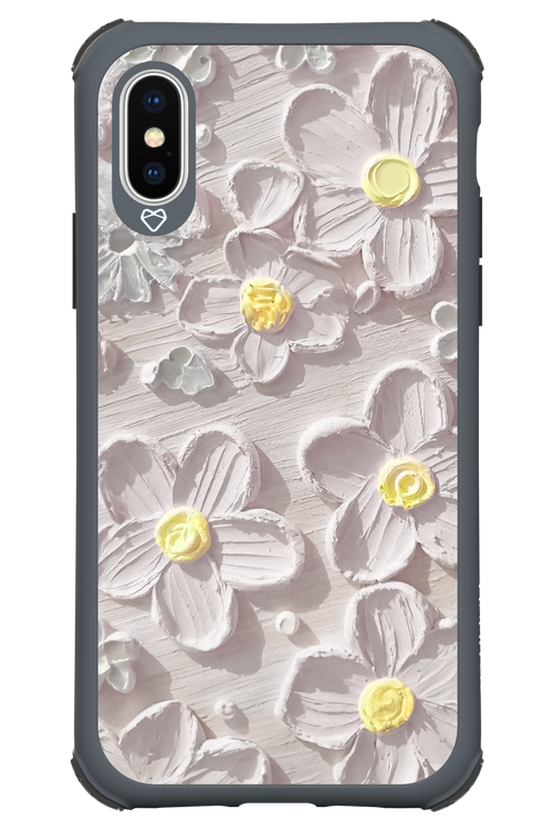 White Flowers - Apple iPhone XS