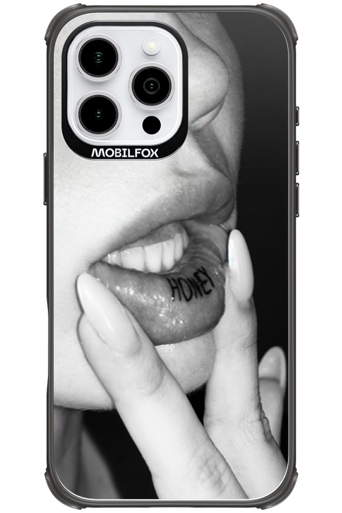 Lip Secret 2.0 - Apple iPhone 16 Pro Max