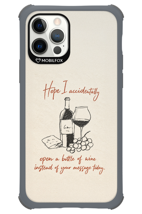 Bottle of wine 2.0 - Apple iPhone 12 Pro