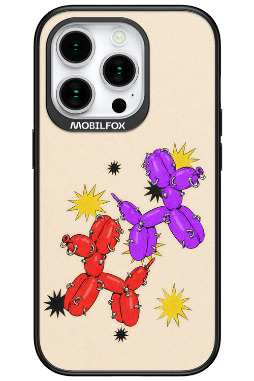 Dog Fight 2.0 - Apple iPhone 15 Pro