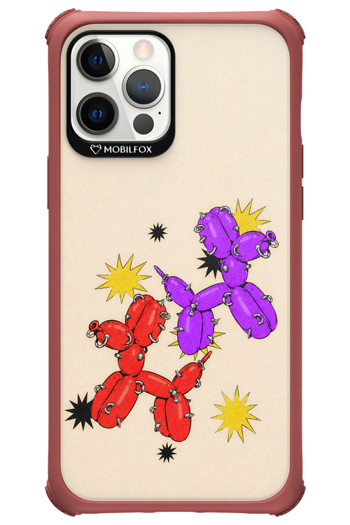 Dog Fight 2.0 - Apple iPhone 12 Pro Max