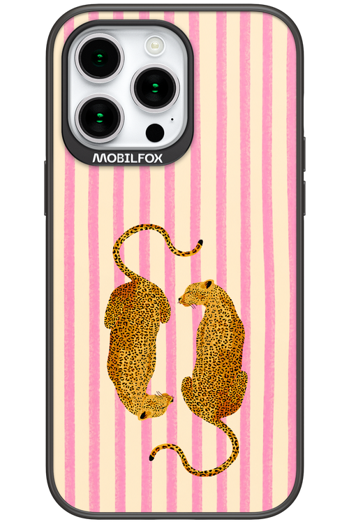 Retro Leo 2.0 - Apple iPhone 15 Pro Max