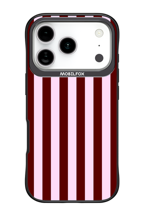 Circus Romance 2.0 - Apple iPhone 17 Pro