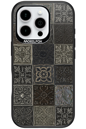 Tiles 2.0 - Apple iPhone 16 Pro