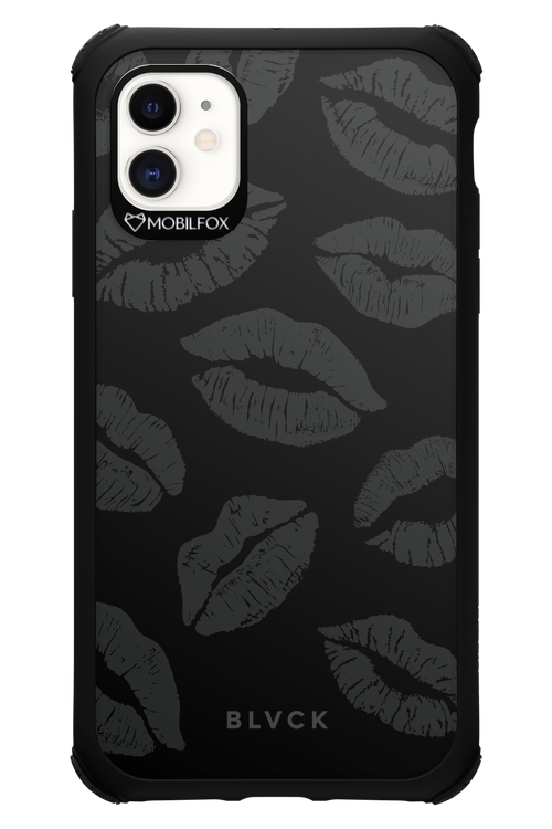 Dark Lips - Apple iPhone 11