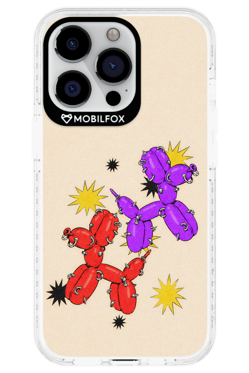 Dog Fight 2.0 - Apple iPhone 13 Pro