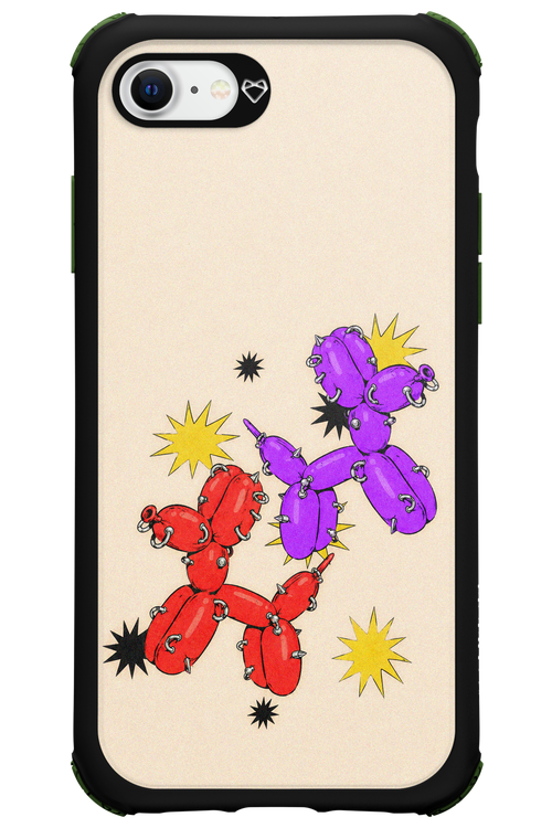 Dog Fight 2.0 - Apple iPhone SE 2020