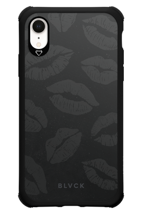 Dark Lips - Apple iPhone XR