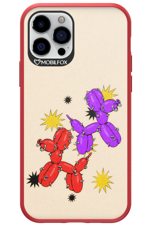 Dog Fight 2.0 - Apple iPhone 12 Pro