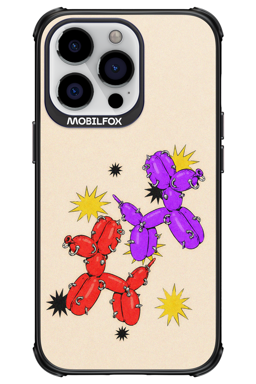 Dog Fight 2.0 - Apple iPhone 13 Pro