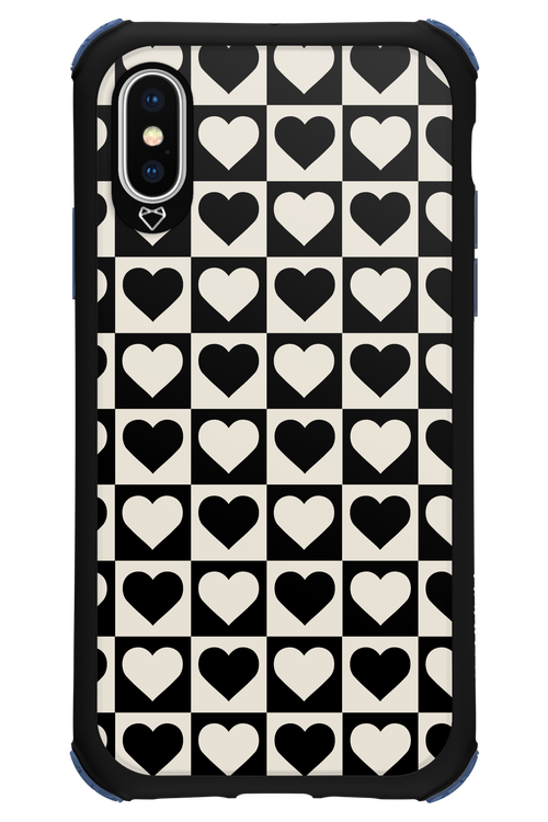 Checkered Heart - Apple iPhone XS