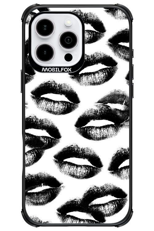 Ghost Kiss 2.0 - Apple iPhone 16 Pro Max