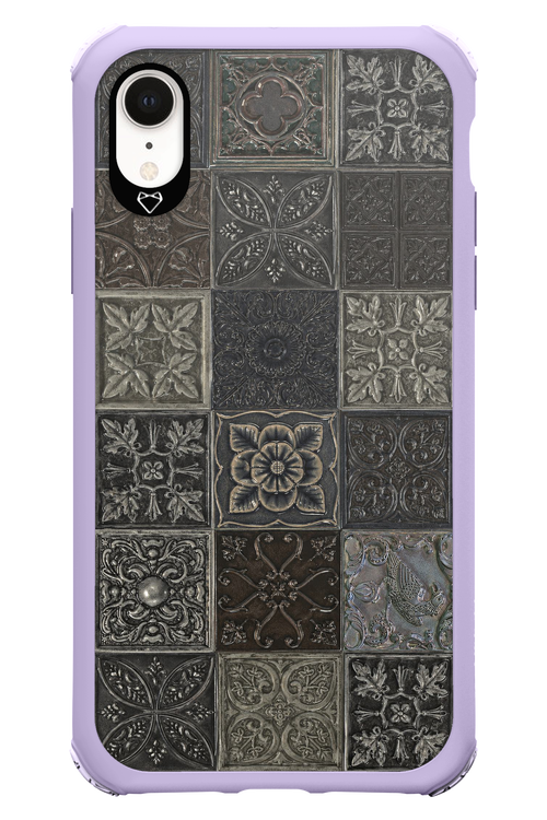 Tiles 2.0 - Apple iPhone XR