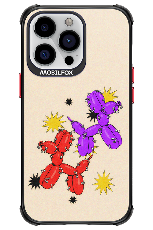 Dog Fight 2.0 - Apple iPhone 13 Pro