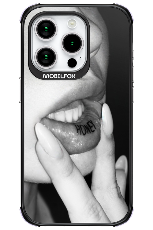 Lip Secret 2.0 - Apple iPhone 15 Pro