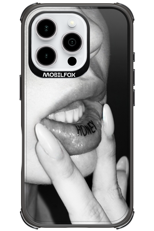 Lip Secret 2.0 - Apple iPhone 16 Pro