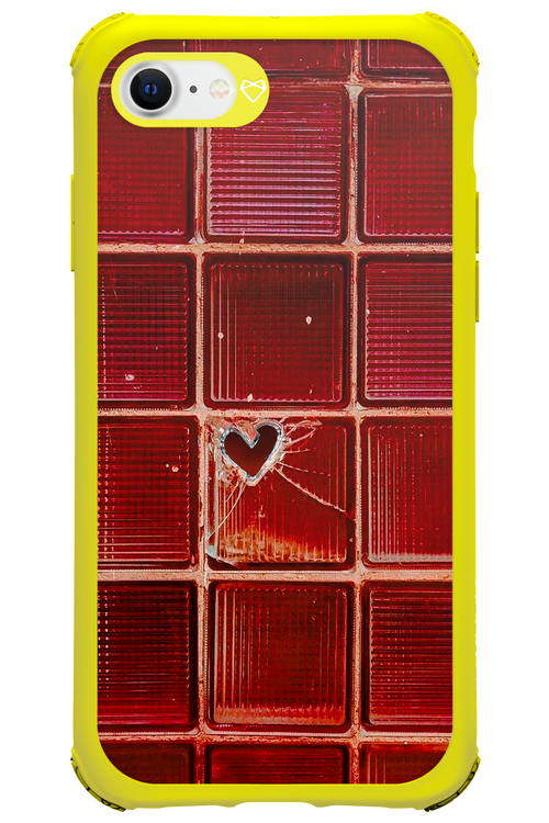 Heartbroken - Apple iPhone 8