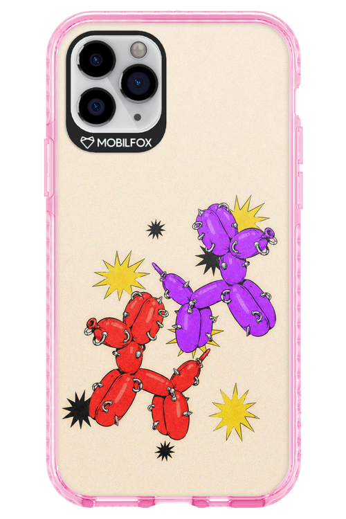 Dog Fight 2.0 - Apple iPhone 11 Pro