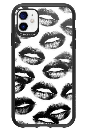 Ghost Kiss 2.0 - Apple iPhone 11