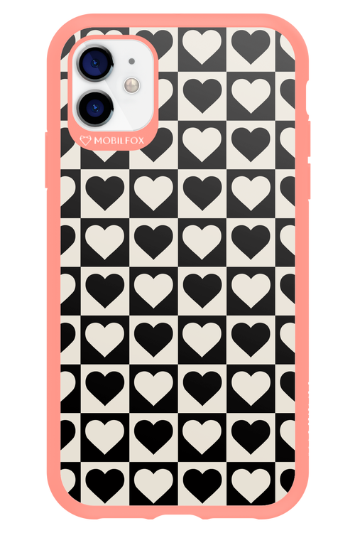 Checkered Heart - Apple iPhone 11